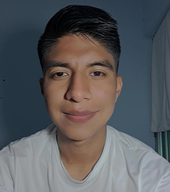 Uriel Neftalí Hernández 