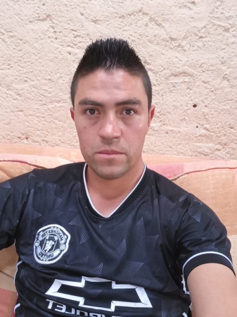 MOYA VACA EMANUEL 